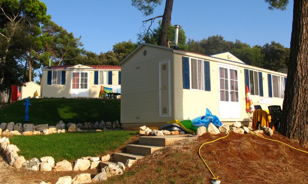 3 Tips for Choosing the Right Location for a Mobile Home