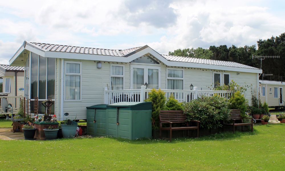 What You Need To Know About Re-Leveling a Mobile Home
